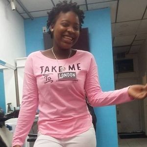 Meet your Posher, Bee